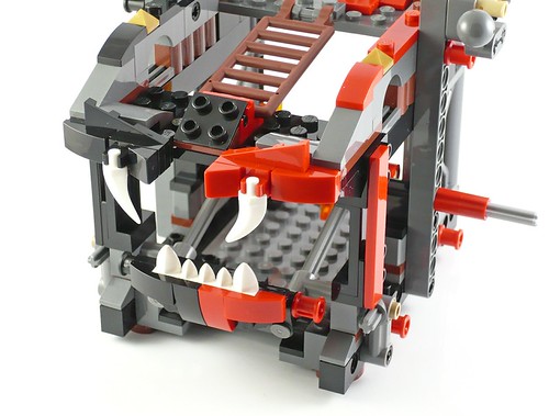 LEGO Nexo Knights 70316 Jestro's Evil Mobile 14
