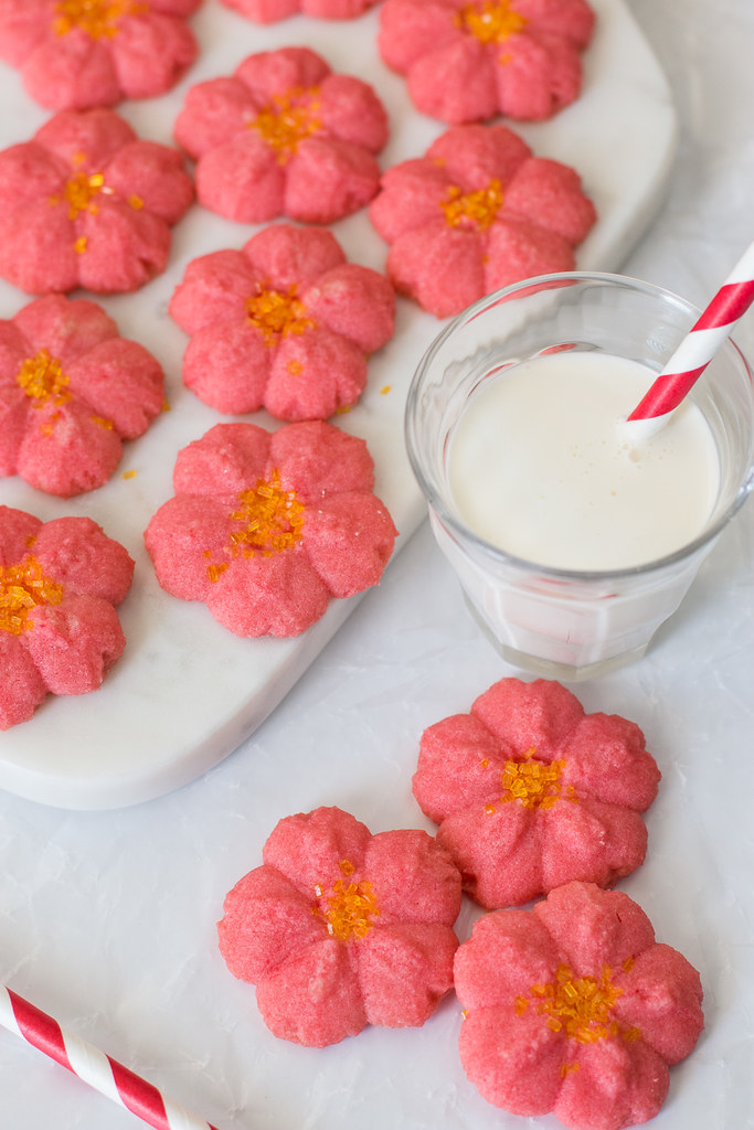 Poinsettia Almond Spritz Cookies are the perfect no-fuss last minute holiday cookie recip