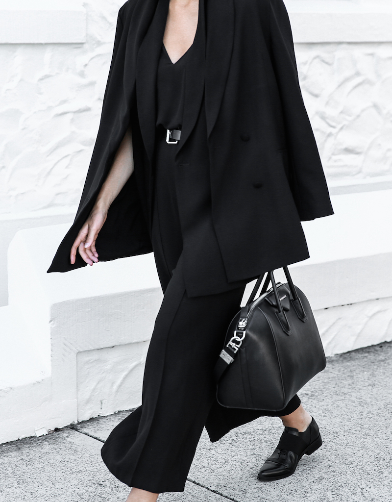 all black street style office work wear inspo suit Givenchy Antigona medium fashion blogger modern legacy  (1 of 1)
