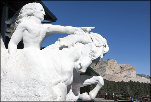 sculpture mountain statue southdakota memorial nativeamerican crazyhorse