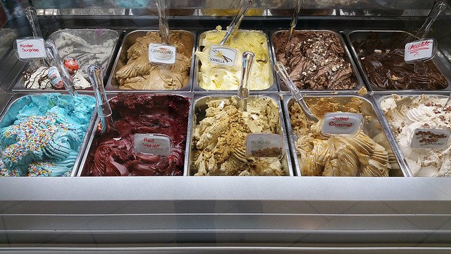 2016-Apr-4 Crepe De Licious Metrotown - ice cream