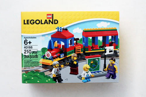 LEGO LEGOLAND Train (40166) Review - The Brick Fan