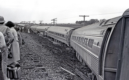 amtrak blackandwhitephotography derailment passengertrains trainwrecks amfleet illinoiscentralgulf amtraktrains amfleetequipment amtrakderailments