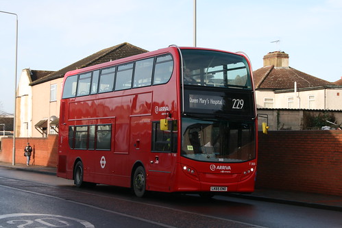 Arriva Southern Counties T302 on Route 229, Bexleyheath