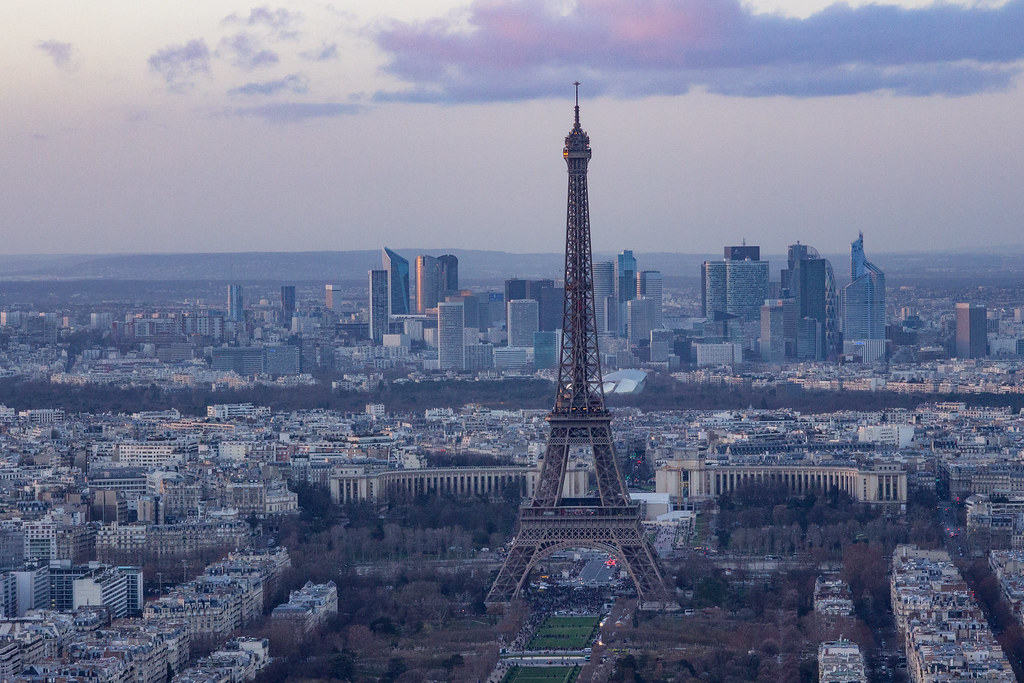 Sunset over the Eiffel Tower from Tour Montparnasse