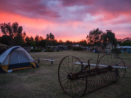 sunset australia victoria aus mansfield caravanpark