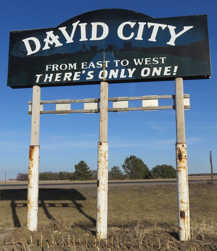 nebraska ne roadsideamerica davidcity butlercounty citywelcomesigns