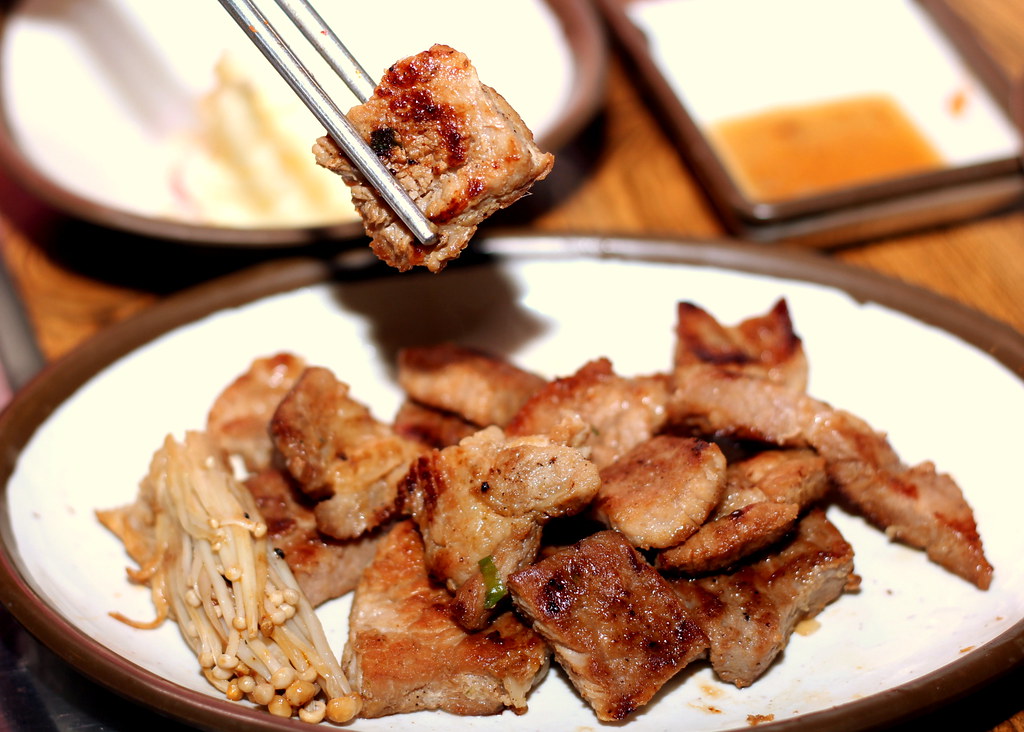 新加坡韩国烤肉店:Ohneul Hanjeom烧烤猪肉
