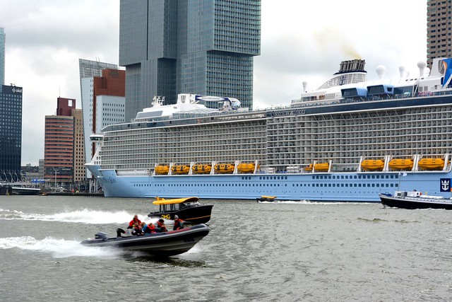 Ovation of the Seas cruiseport Rotterdam