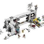 LEGO Star Wars 75098 Ultimate Collector's Series Assault on Hoth 04
