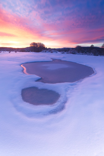 sky lake snow ice nature clouds sunrise frozen spain watercloudsfrozenicelakenatureskysnowspainsunrisewater