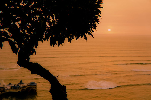 ocean park sunset sun peru landscape pacific kodak horizon miraflores 2013