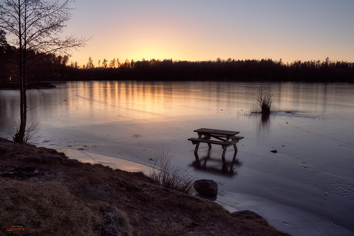 winter sunset cold ice nature water norway canon reflections bench freeze hdr arendal sørsvann