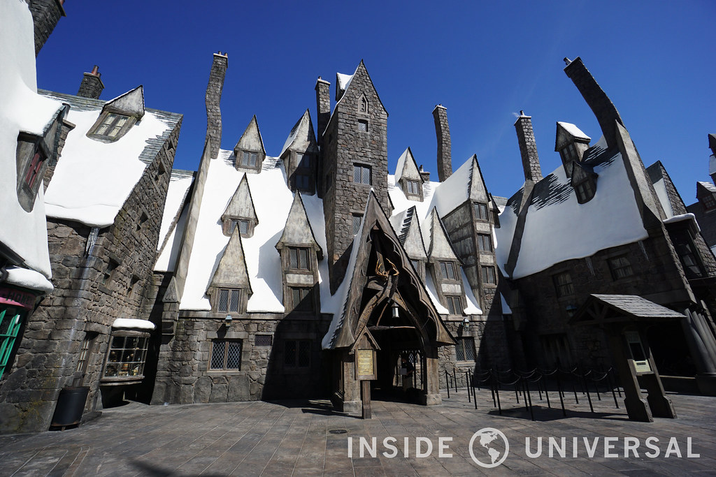 The Wizarding World of Harry Potter at Universal Studios Hollywood - Three Broomsticks