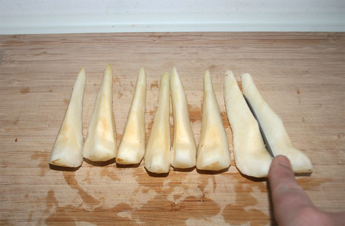 30 - Birne achteln / Cut pears in into eights
