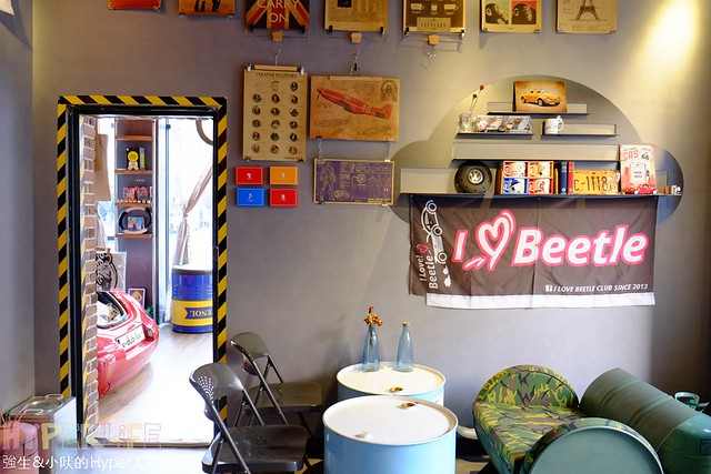 ∴ Beetle Land ∵聚集敲可愛金龜車元素的主題輕食咖啡館，開金龜車到店用餐還可享有餐點折扣呦～ @強生與小吠的Hyper人蔘~
