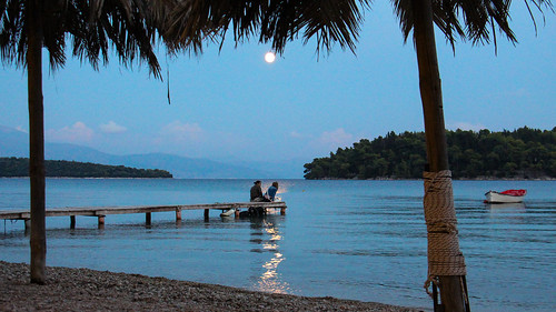 sunset island hotel pier boat sunshade romantic gr nidri delfini lefkada nyár hoteldelfini peloponnisosdytikielladakeionio