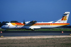 Air Nostrum ATR-72-500 EC-HCG BCN 10/07/1999
