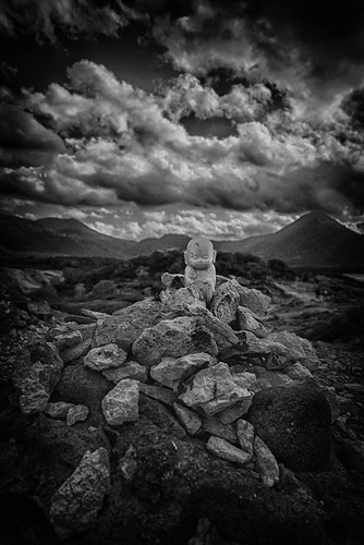 bw cloud white black statue japan landscape nikon sad deep d800