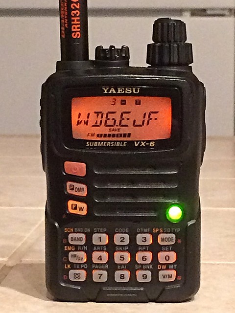 Yaesu VX-6R