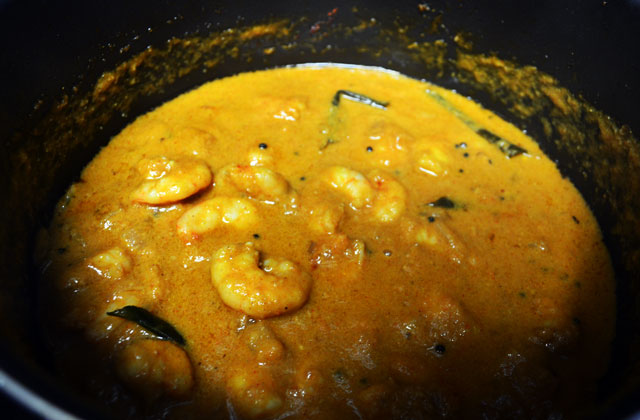 Shrimp / prawn Curry - Indian style Recipe - Step5