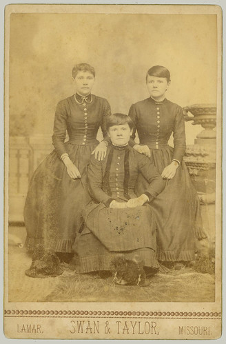 Three Young Women cabinet card