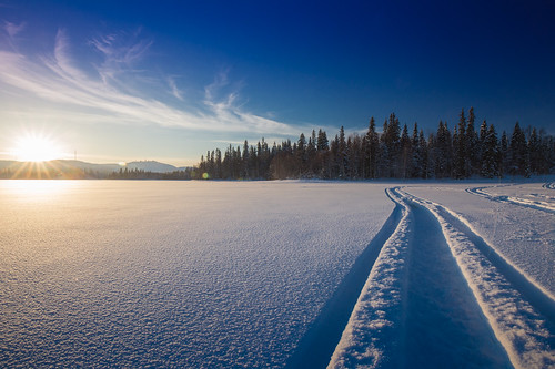 winter sunset lake ice finland finnland ruka vuosselijärvi