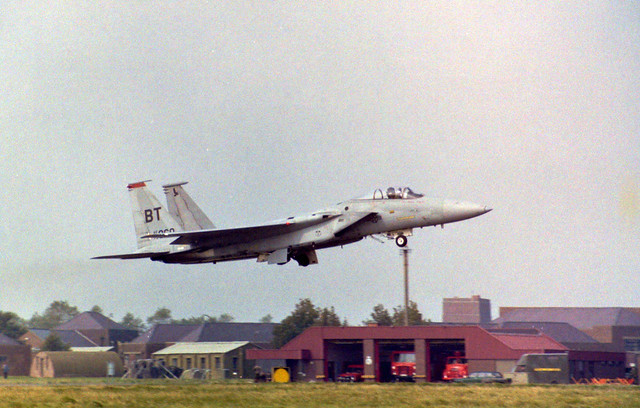 79-0060/BT F-15C Arrive