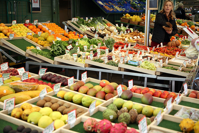 Fruit and veg market