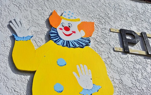 desktop usa scary nebraska kitsch clowns frightening greatplains plainview featured notsafeforchildren plainviewne klownmuseum