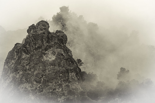 sky bw españa mountain fog clouds landscape spain paisaje sierra murcia nubes monte es niebla 2015 caravacadelacruz regióndemurcia sierradelascabras