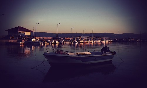 sunset sea reflection water boat greece resting fishingport evvoia εύβοια amarynthos αμάρυνθοσ