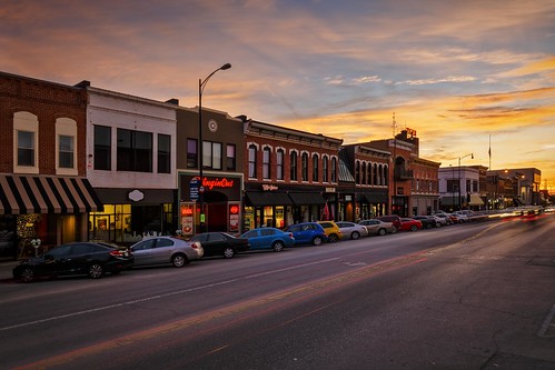 Notley Hawkins Photography, Downtown Columbia Missouri, Broadway Columbia Missouri, architecture, sunset, sky
