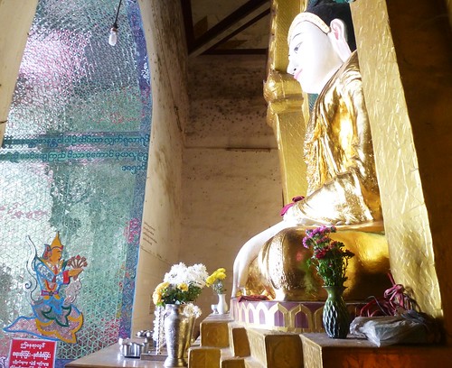 M16-Mandalay-Quartier des moines-Temple (4)