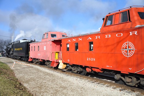 train michigan ashley caboose steamlocomotive steamrailroadinginstitute peremarquette1225 gratiotcounty ashleycountrychristmas