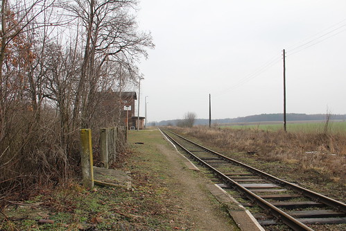 old railroad building station canon track platform poland polska rail railway pkp opolskie kubice opolszczyzna canoneos550d canonefs18135mmf3556is d29287