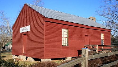 old school red building portland log cabin outdoor tennessee historic civilwar schoolhouse smalltown oneroomschool sumnercounty