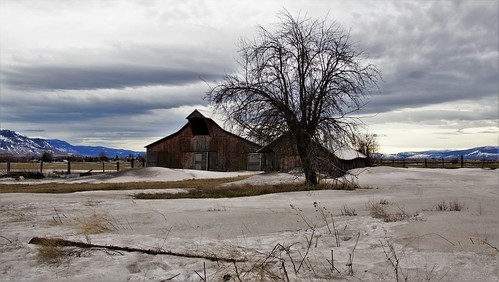 old snow clouds grande or union barns valley co ronde