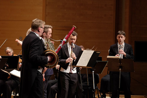 Mozart. Solister: Thomas Bodin (oboe), Johnny Jannesson (klarinett), Linus Berglund (fagott), Lennart Langer (valthorn)