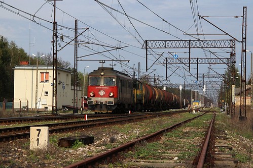 train diesel poland polska railway zug polen locomotive bahn freight podkarpackie kolej pociąg podkarpacie lokomotywa spalinowa towarowy st43
