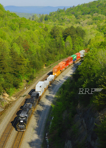railroad heritage photography pc ns kentucky norfolk central trains southern penn intermodal railfanning