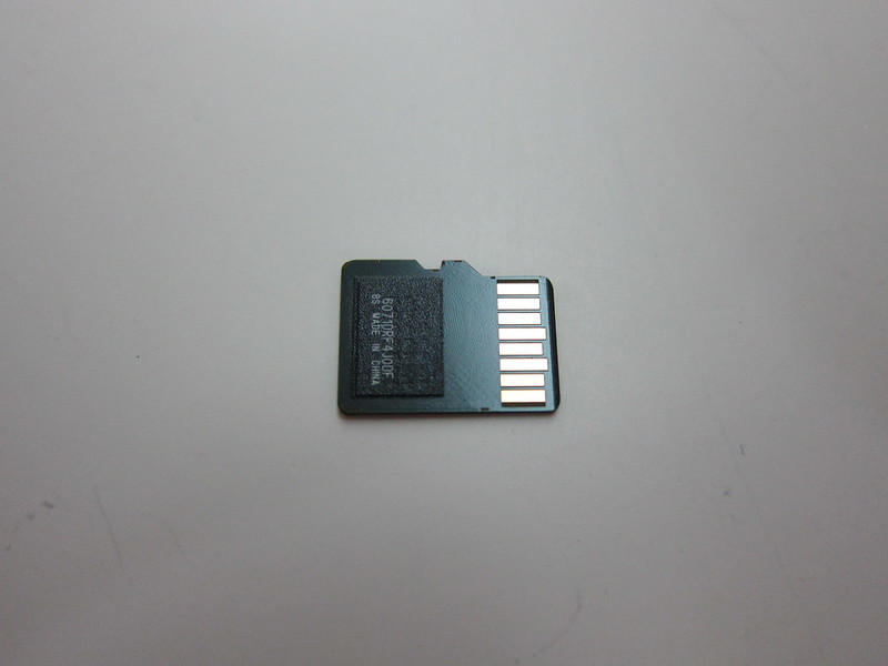 SanDisk Ultra 200GB MicroSDXC Card - Back