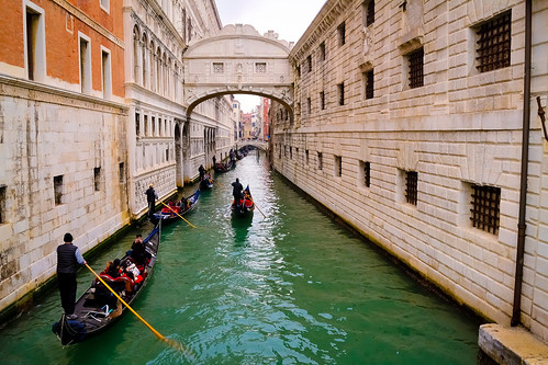 voyage city travel bridge venice winter italy architecture canal nikon italia day view valentines venezia sighs gondolas beautifulplaces d3100