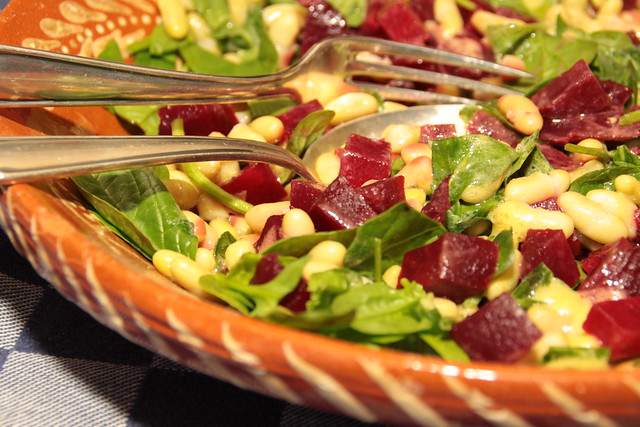 salade van bietjes, flagolets en jonge spinazie