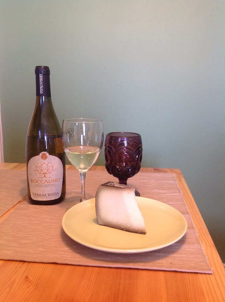 Our 5 Favorite Wine and Cheese Pairings so Far This Year 1