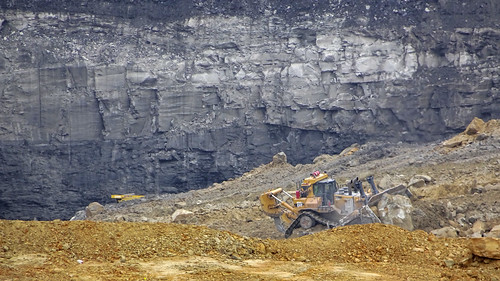 sony boulder coal bulldozer coalmine stripmine hx90v