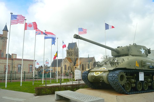 france museum outside outdoors nikon memorial war tank outdoor normandy dday d3200