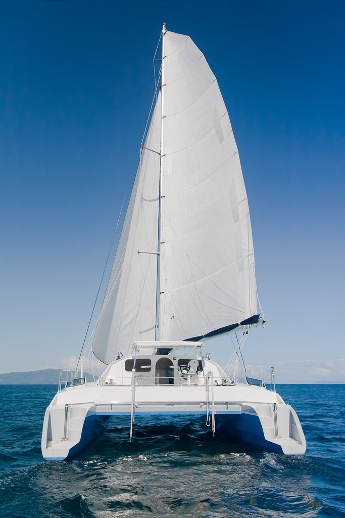 catamaran sailing goa