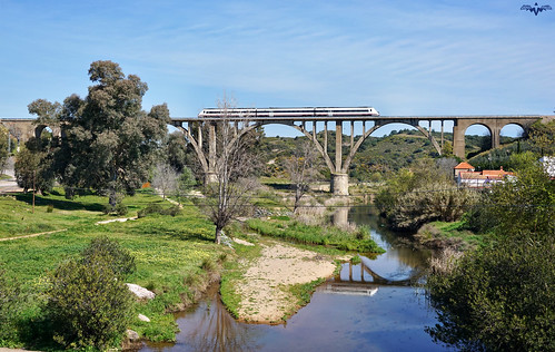 rio del puente sevilla paisaje caf rivera cercanias renfe viaducto huesna 598