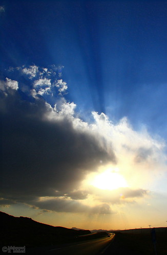 road light sunset sky reflection clouds iran rays kerman darkcloud silverlining sirjan bardsir khanehsorkhpass